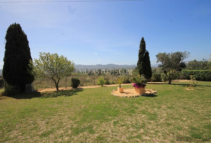 4 Bedroom Villa In Javea - 2