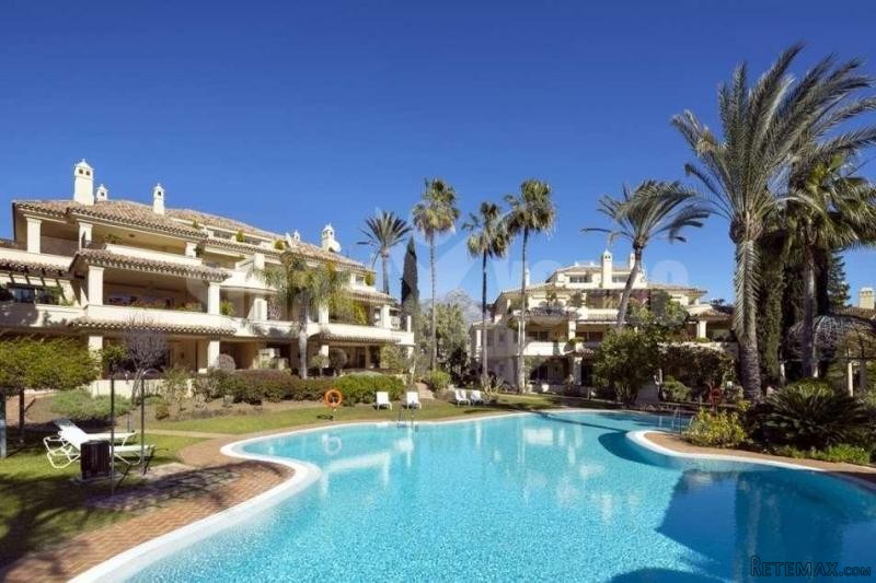 Apartment For Sale In Nueva Andalucia..