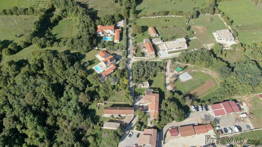 Kompleks građevinskog i poljoprivrednog zemljišta - 2