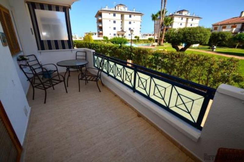 1 bedroom, 1 bathroom Apartment, (build..