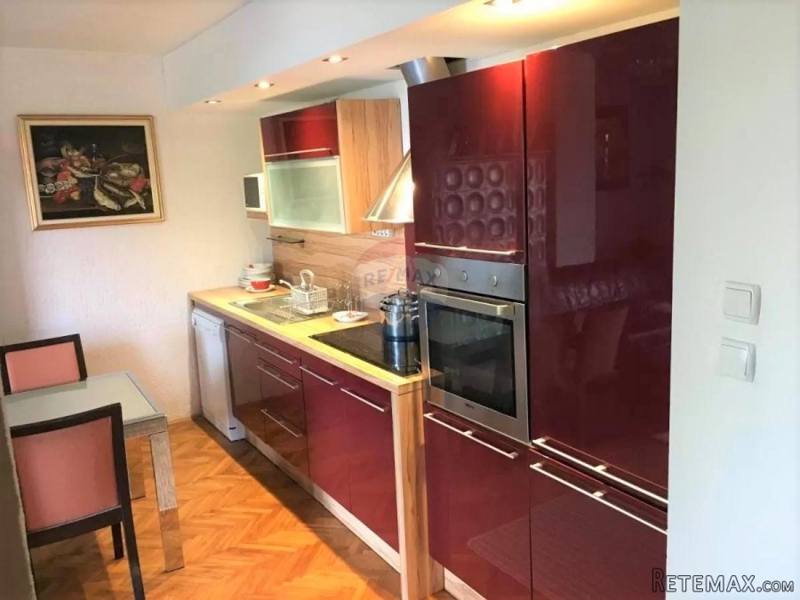 OPATIJA - VEPRINAC - KUĆA SA 6 APARTMANA - 5