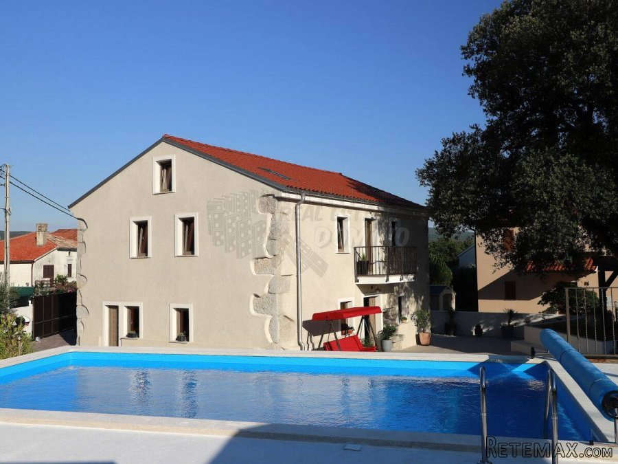 Prekrasna kamena vila s bazenom! Blizina grada Krka! - 5