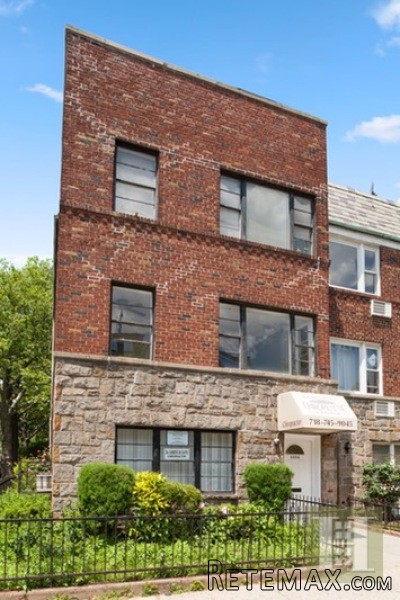 4 bedroom Town House For Sale: 8324.. - 2