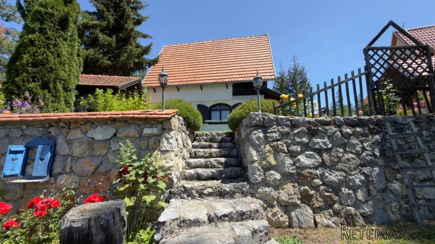 Na prodaju-porodicna kuca na Borovoj glavi,Dobroselica-Zlatibor - 9
