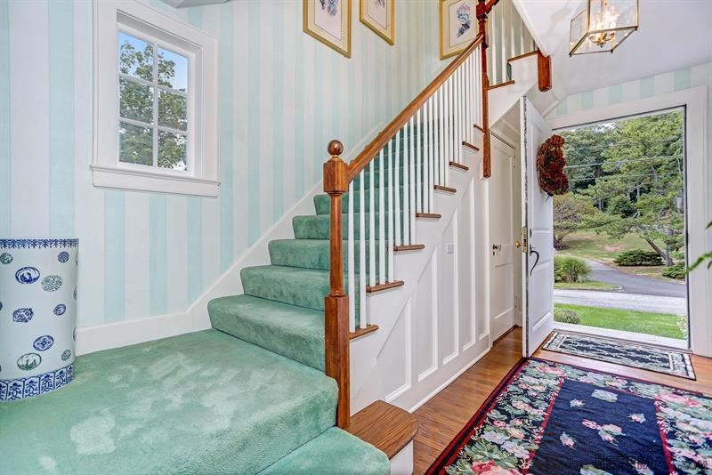 6 bedroom House For Sale: 74 Willowmere.. - 2