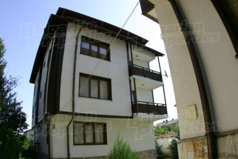Furnished One-Bedroom Apartment Close..