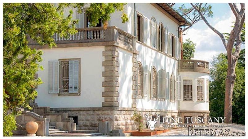 Luxury villa with swimming pool for..