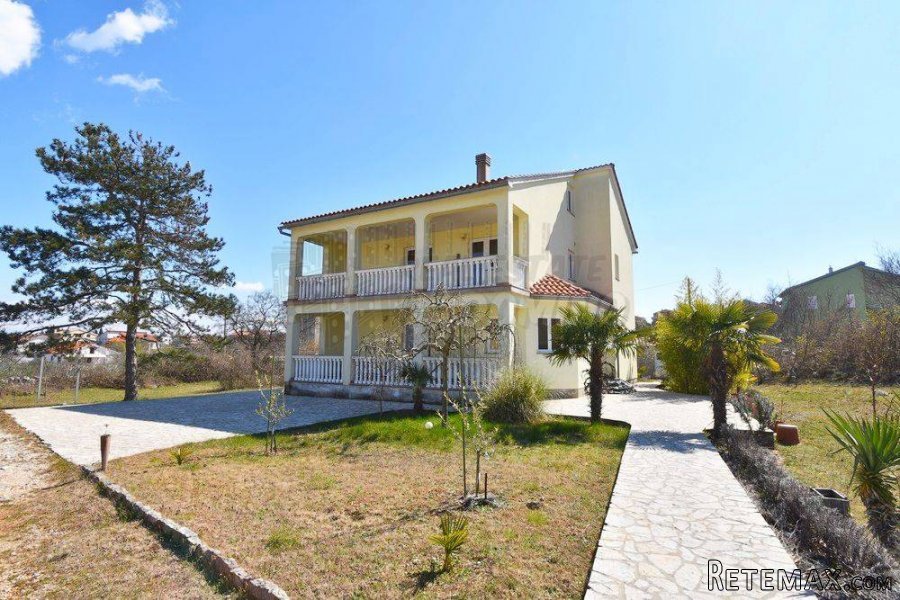 Apartmanska kuća s puno potencijala! Otok Krk! - 3