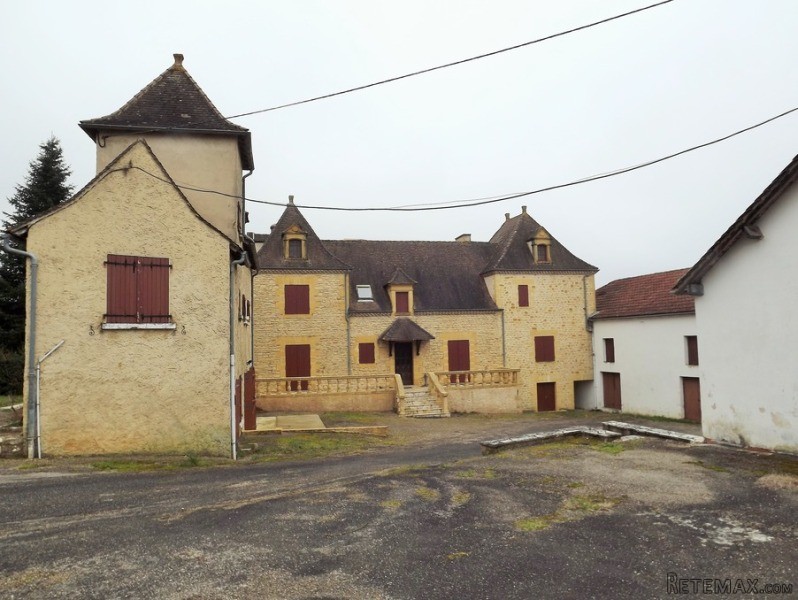 Stone House Set On 17 Hectares Of Land.. - 2