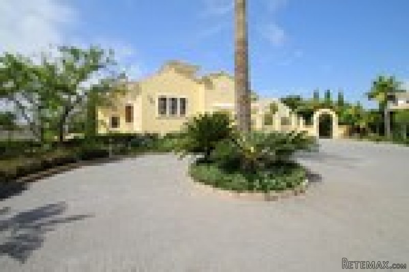 5 Bedrooms - Villa - Malaga - For Sale - 2