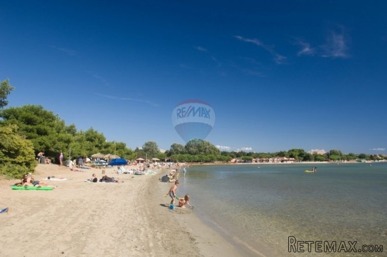 MEDULIN,VIKEND ZEMLJIŠTE NEDALEKO OD MORA