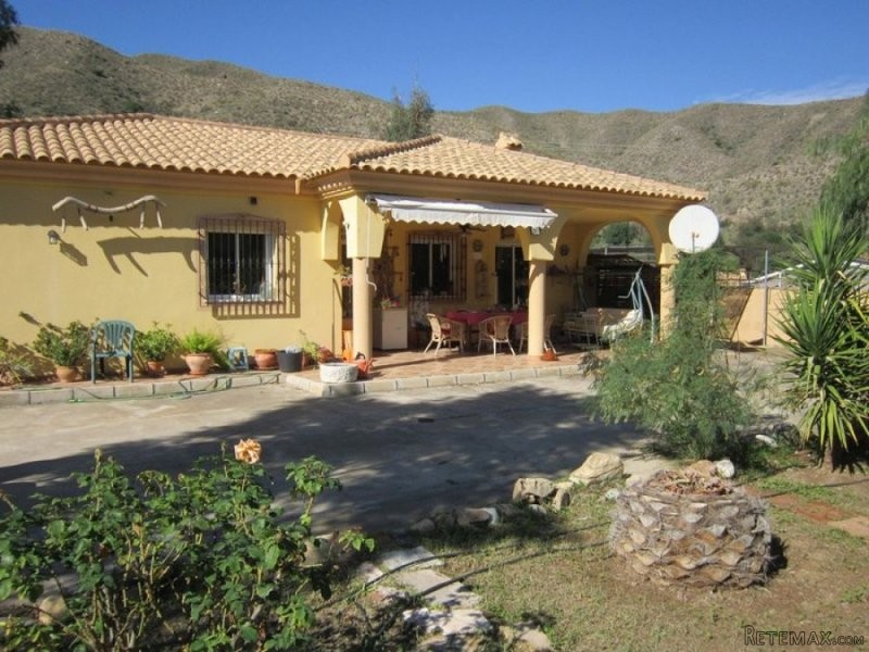 Villa in Cantoria