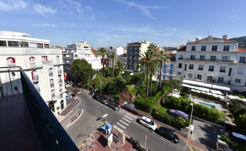 Cannes Centre 3 Bedroom 5th Floor..