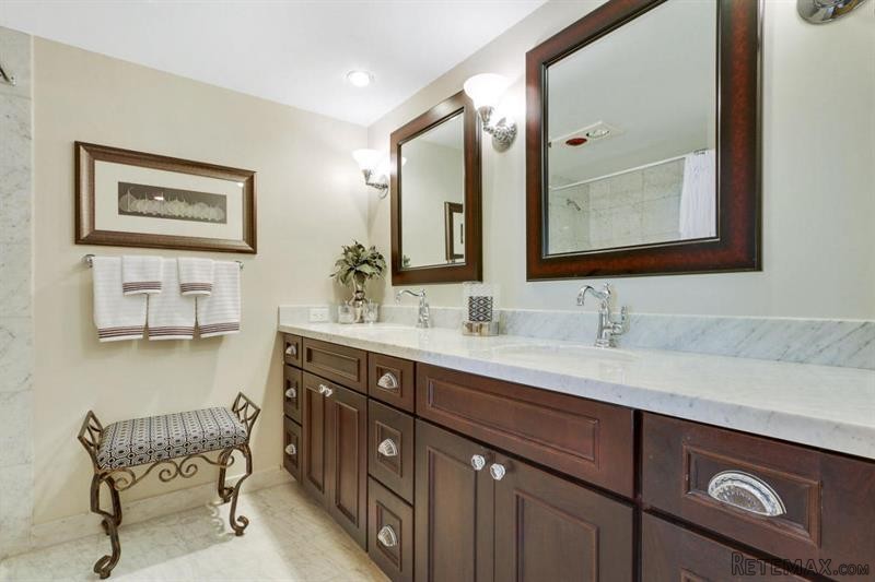 2 bedroom Residence For Sale: Jupiter.. - 2