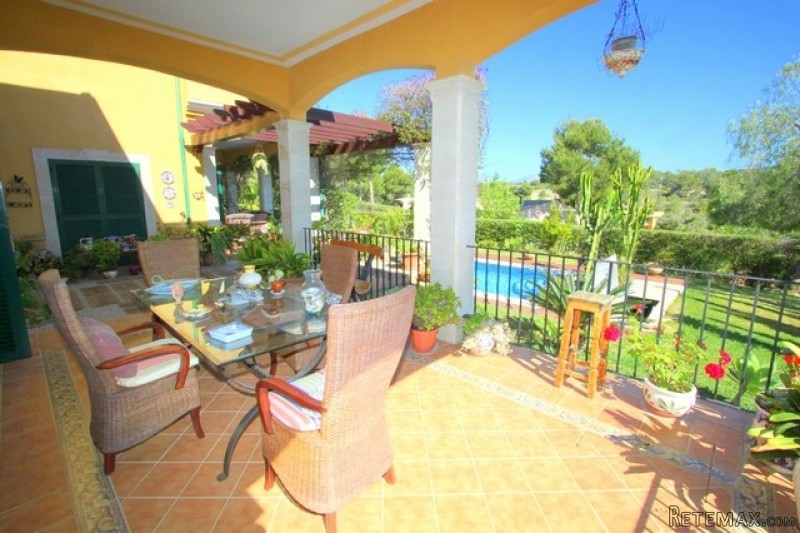 A charming villa for sale in Cala Vinyes - 2