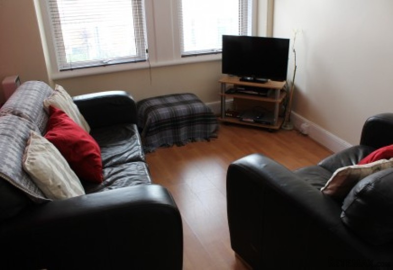 Apt 2 24 Demense Road, Douglas - 2