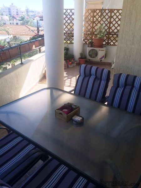 BARGAIN !!! 3 bedroom flat in the City..
