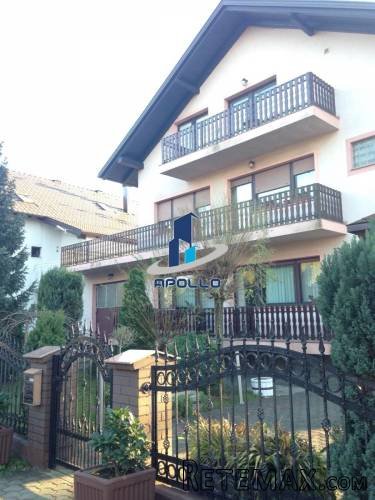 Velika Mlaka, kuća 450m2 - 2