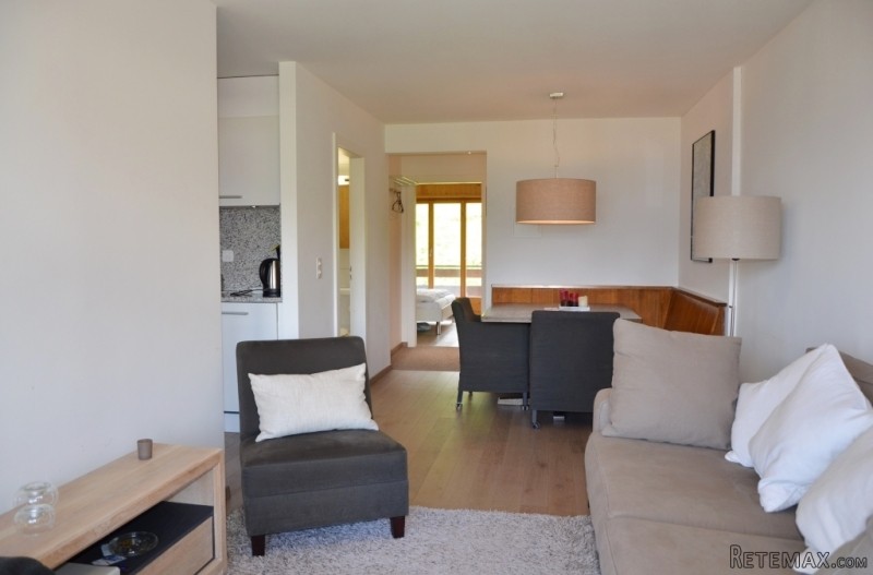 2 bedroom completed renovated apartment..