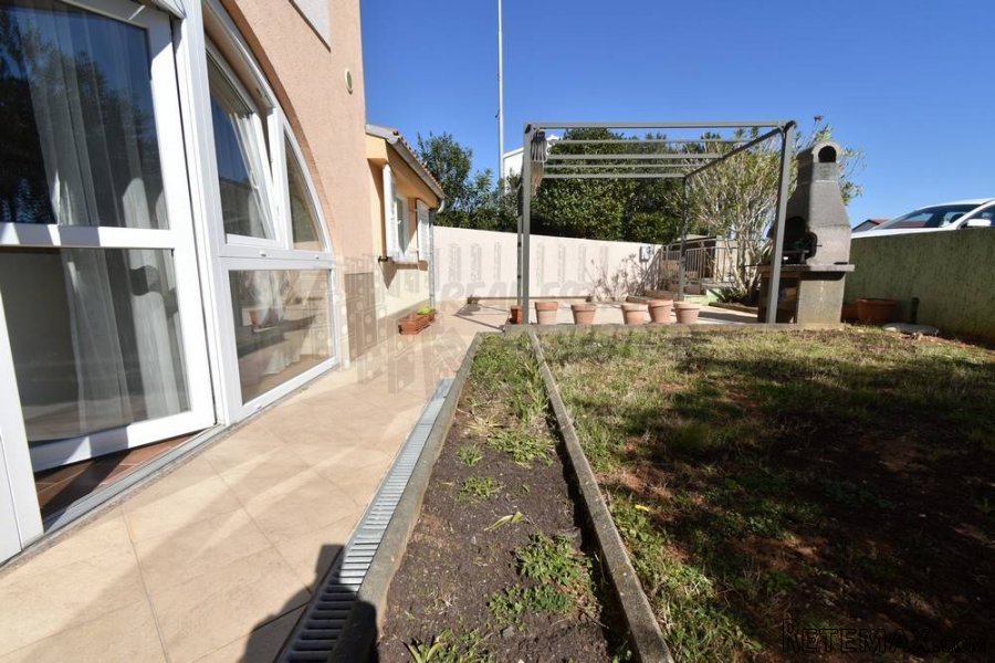 Apartman s 3 spavaće sobe i okućnicom! Grad Krk! - 3