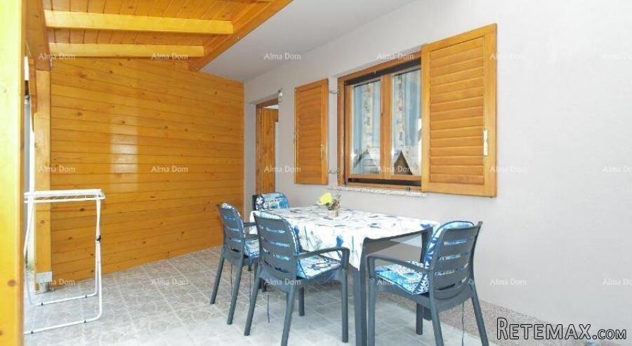 KUĆA SA TRI APARTMANA, MEDULIN - 5