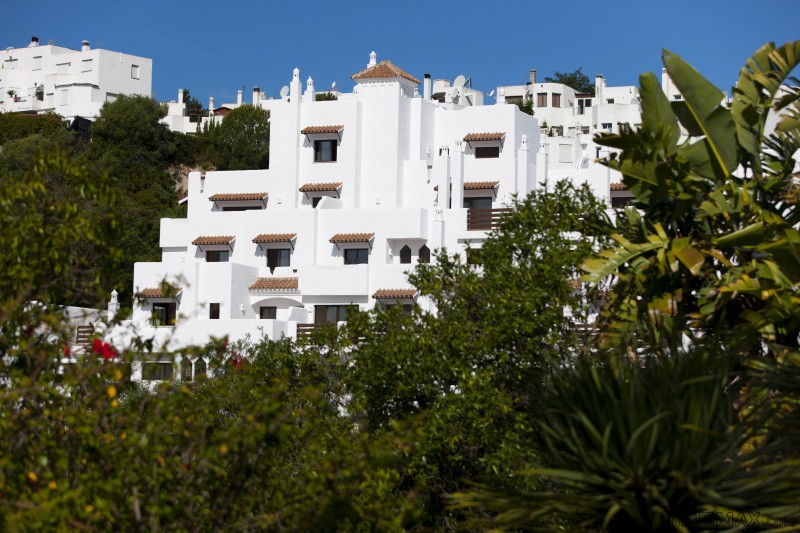 2 bedroom apartments