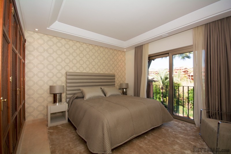 Two Bedroom First Floor Apartment 312.. - 2