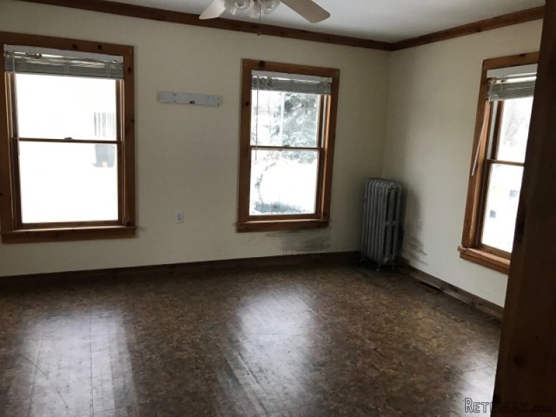 10 Mcclelland St Saranac Lake, NY..