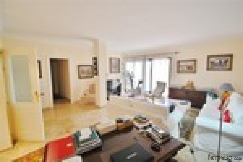 Apartment For Sale In San Pedro Playa..