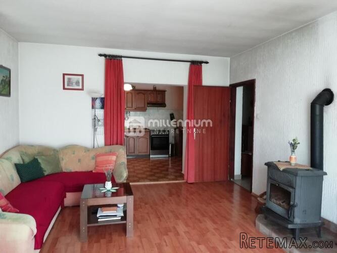 Crikvenica, Grižane, samostojeća kuća 290m2, okućnica - 2