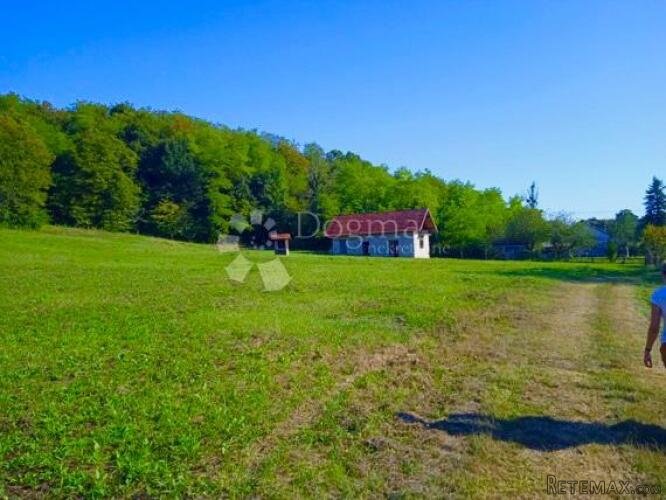 Impresivna građevna parcela na divnoj lokaciji! 22.000 m2! - 2
