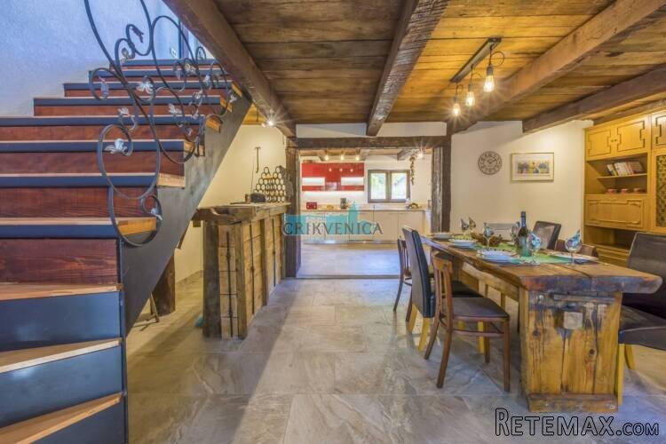 BRIBIR - kuća sa bazenom i velikom okućnicom - 4