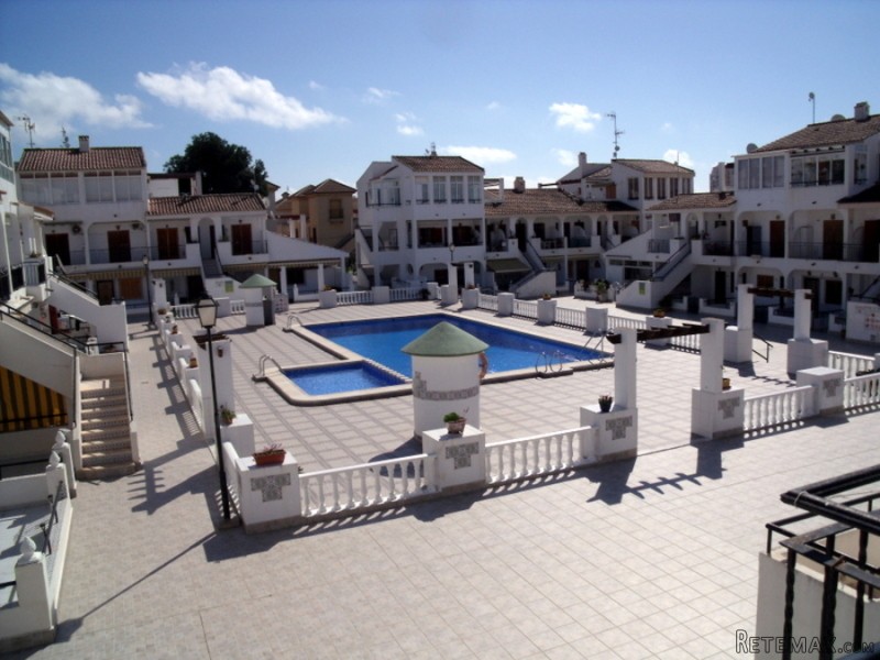 1 bed Apartment Torrevieja Ref: LPERL385