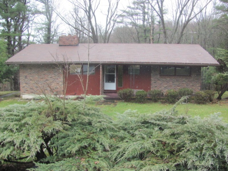 233 Boswell Hill Rd Endicott, NY, 13760.. - 2
