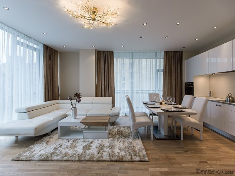 Bright And Spacious Apartment In Riga.. - 2