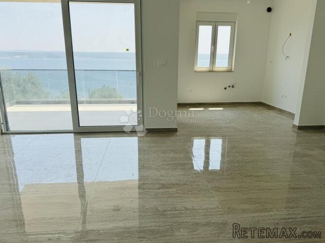 EKSKLUZIVAN PENTHOUSE S5 — 20m OD MORA, Maslenica