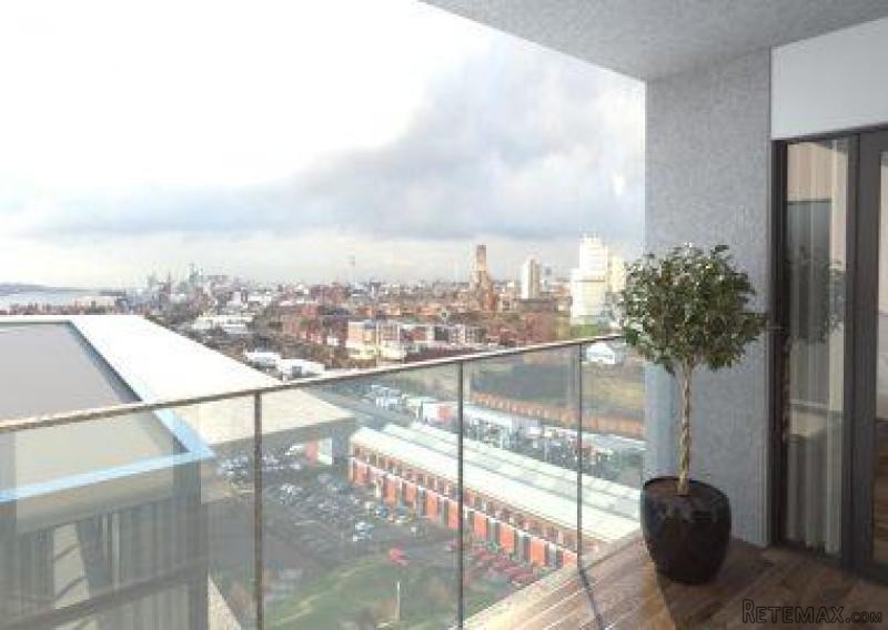 2 Bed Flat For Sale