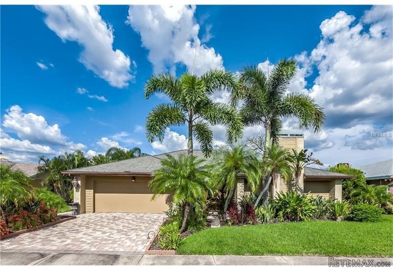 3 bedroom Property For Sale: 5817.. - 2