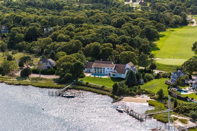 7 bedroom House For Sale: 92 North Bay..
