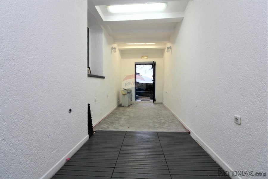 OPATIJA- STROGI CENTAR, poslovni prostor, prizemlje - 2