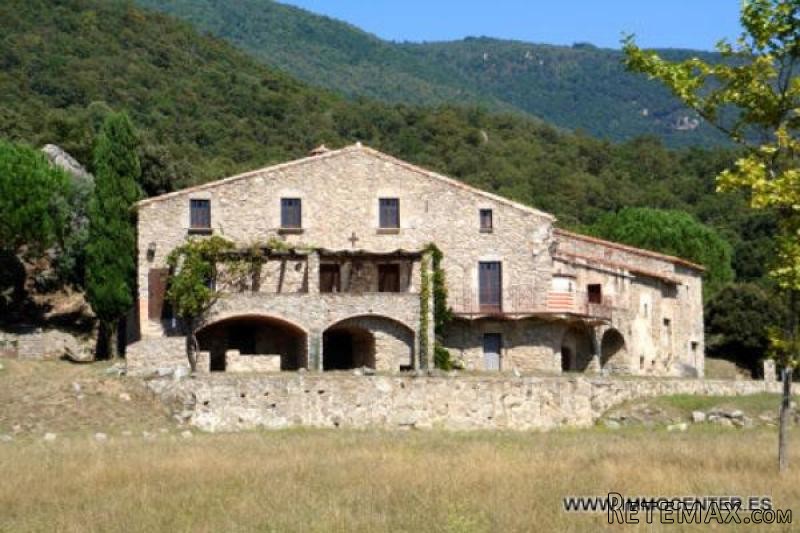 MAcANET DE CABRENYS: Beautiful masia..