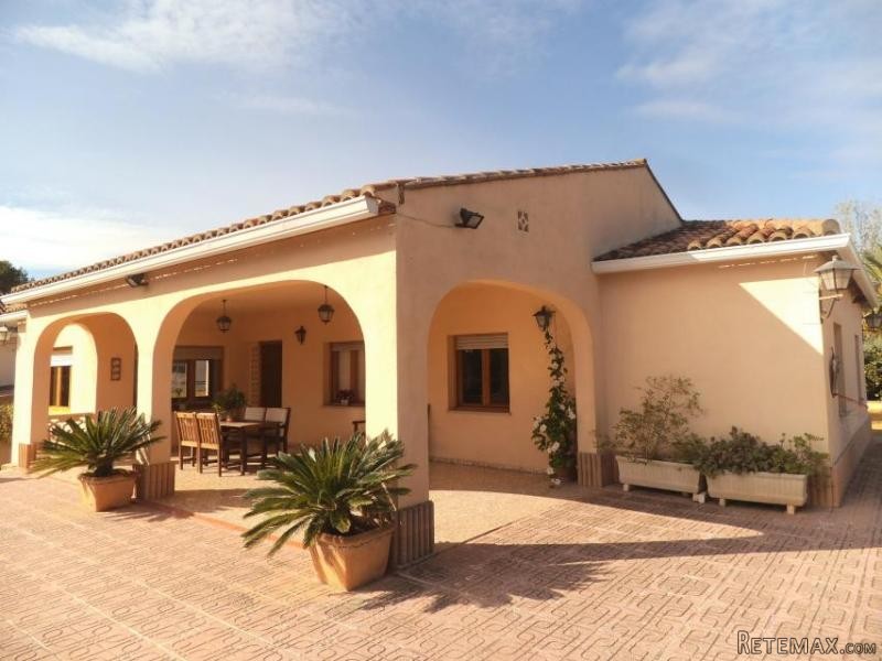 Villa in Area ontinyent with pool (Ref...