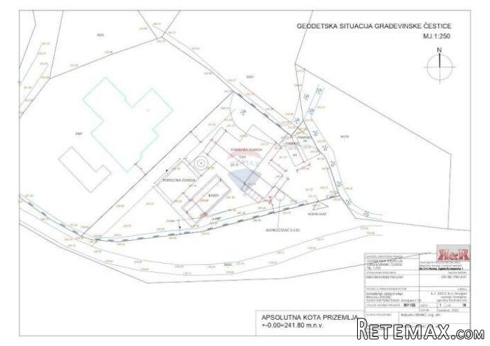 Istra - Svetvinčenat okolica - zemljište 900 m2 za izgradnju