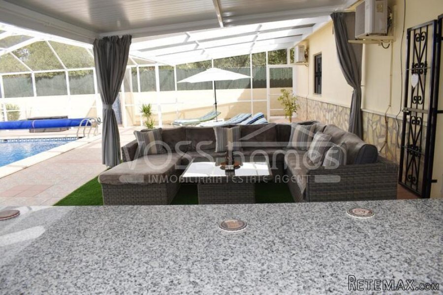 NEW LISTING FOR VOSS HOMES - A truly stunning, beautifully.. - 11