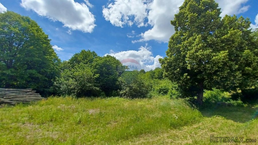 Ogulin - Desmerice, građevinski teren 716 m2 - 2