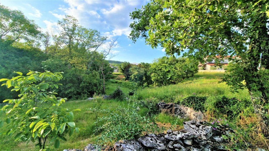 Istra,okolica Buzeta-Građevinsko zemljište u mirnom okruženj - 3