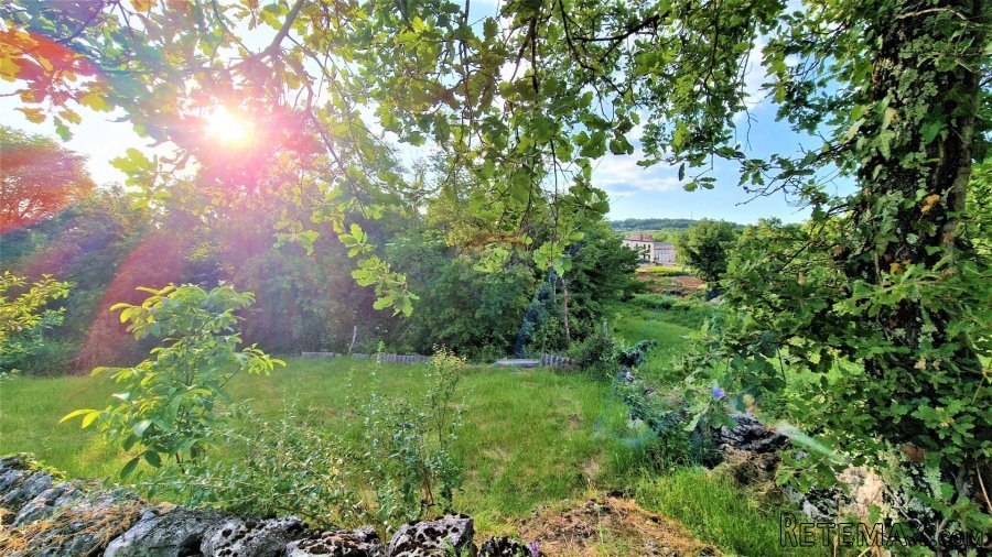 Istra,okolica Buzeta-Građevinsko zemljište u mirnom okruženj - 4