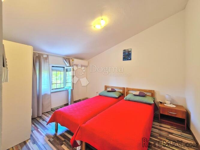 Kuća s 8 apartmana spremna za turistički najam - 6