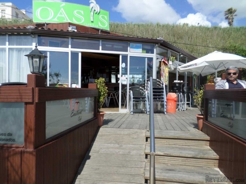 Sea Front Beach Bar in Foz do Arelho - 2