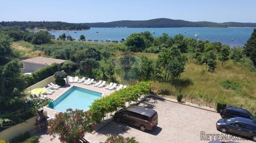 Ista, Medulin, apartmanska kuća sa bazenom 150m od mora - 2